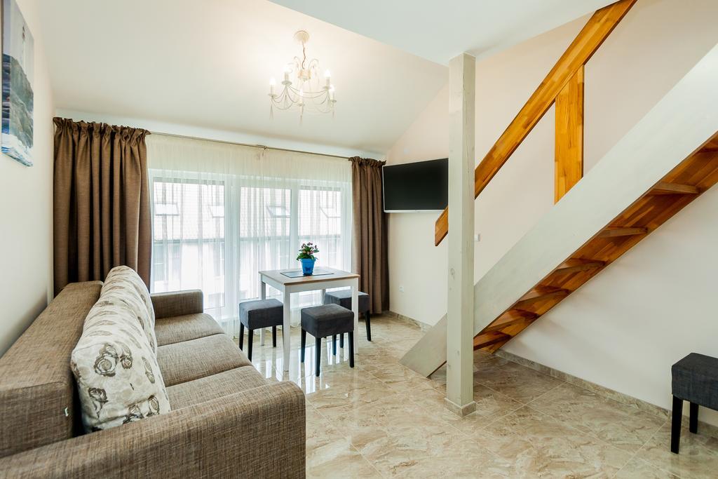 Prie Azuolo Apartment Juodkrante Bagian luar foto