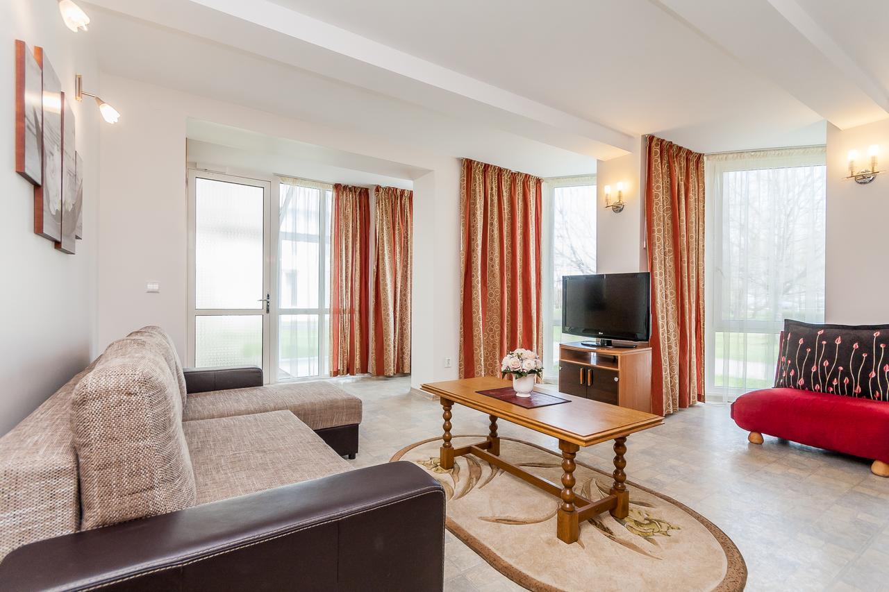 Prie Azuolo Apartment Juodkrante Bagian luar foto