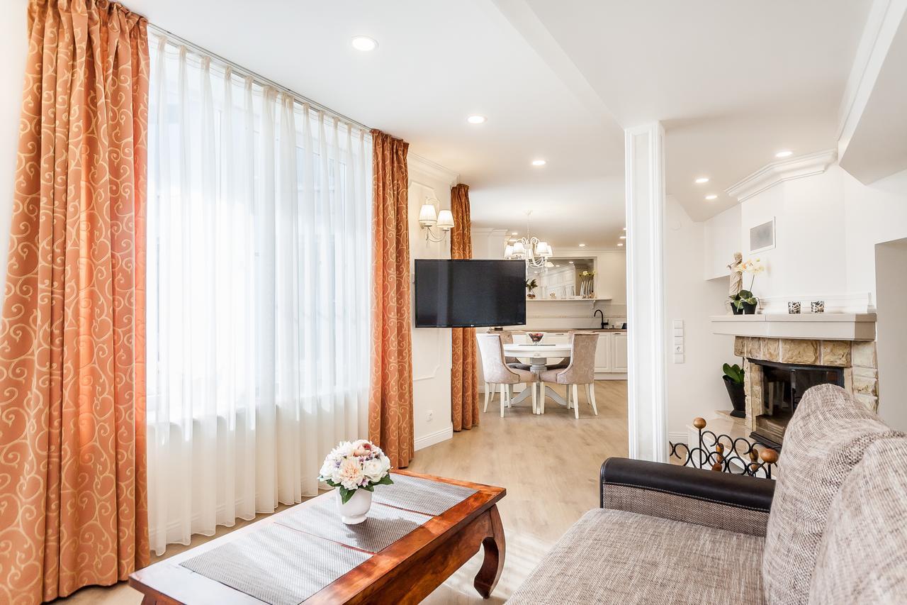 Prie Azuolo Apartment Juodkrante Bagian luar foto