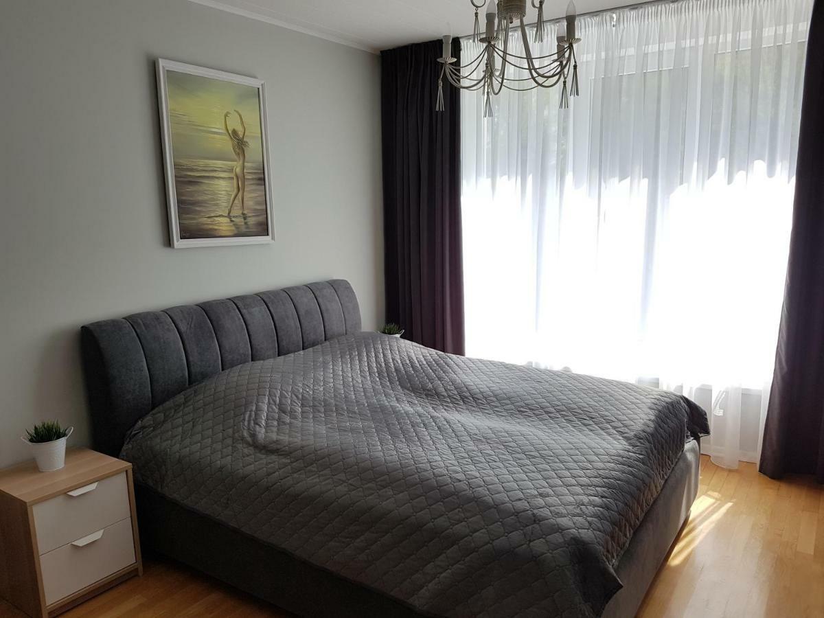 Prie Azuolo Apartment Juodkrante Bagian luar foto