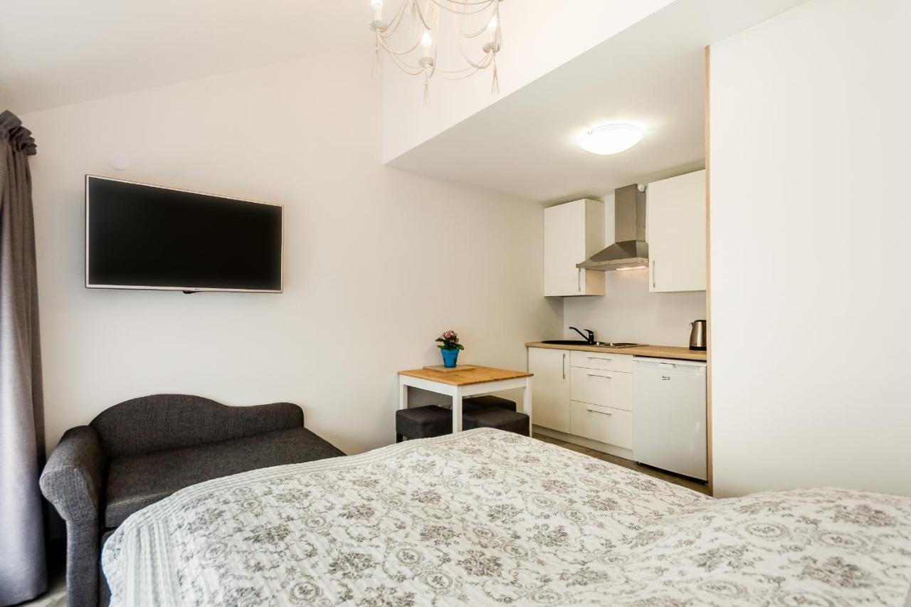 Prie Azuolo Apartment Juodkrante Bagian luar foto