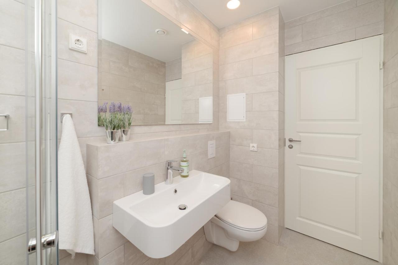 Prie Azuolo Apartment Juodkrante Bagian luar foto