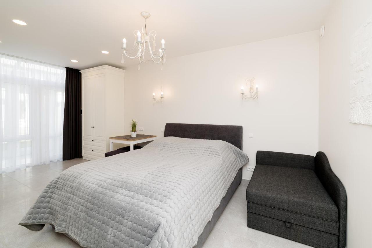 Prie Azuolo Apartment Juodkrante Bagian luar foto